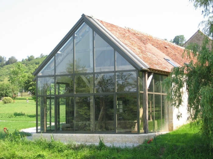 Portes, remplacement de vitrines cassées, verrières et vérandas à Alençon